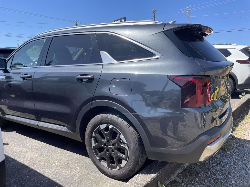 2024 Gravity Gray Kia Sorento S FWD SUV