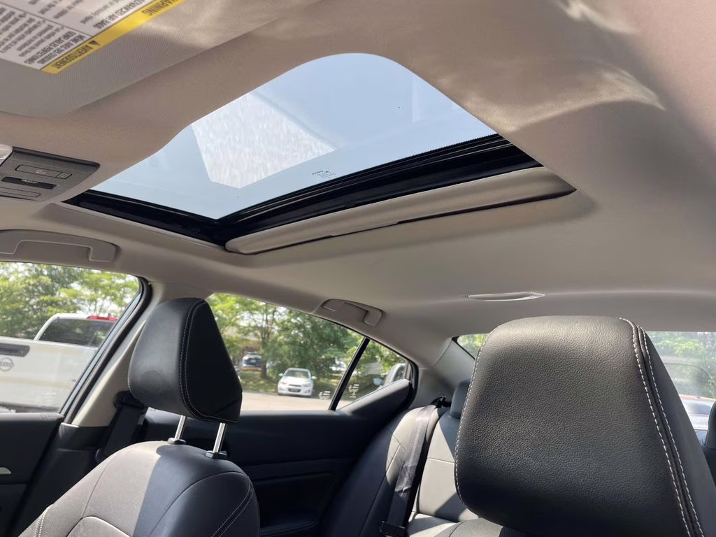 2025 Gun Metallic Nissan Altima 2.5 SL AWD Sedan