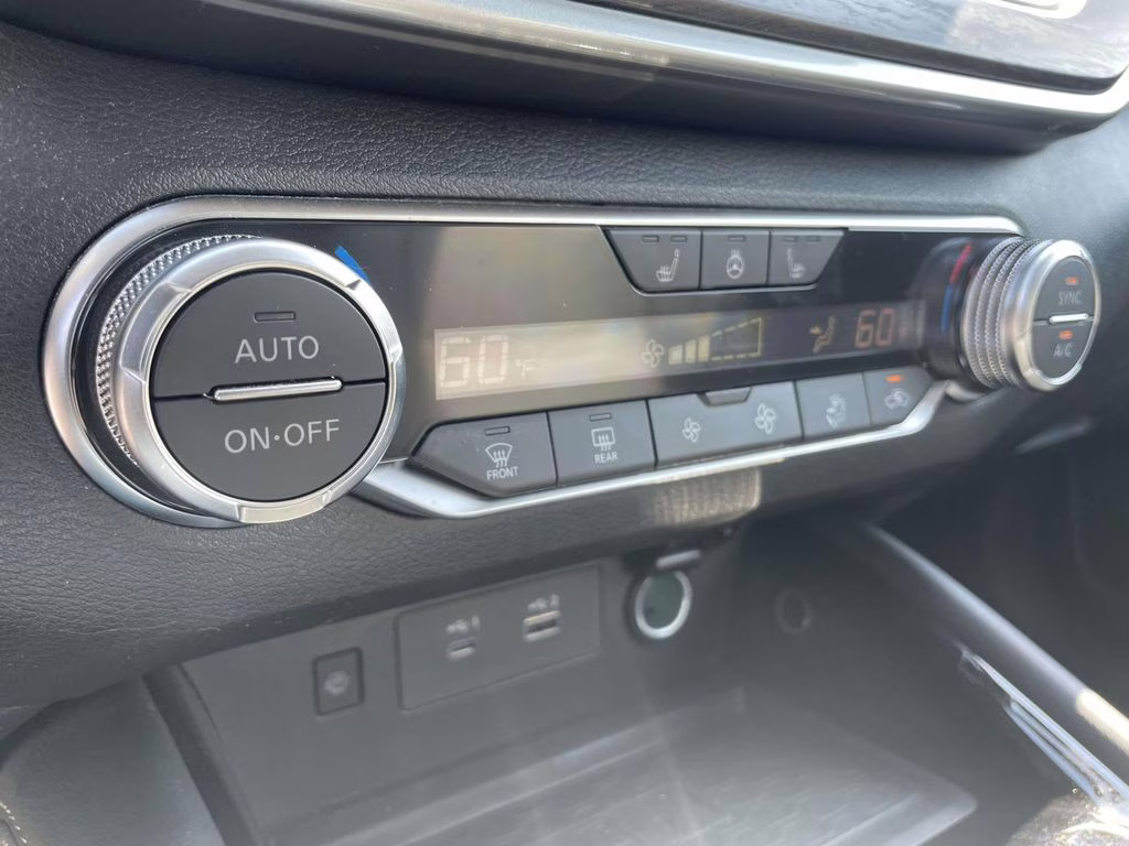 2025 Gun Metallic Nissan Altima 2.5 SL AWD Sedan