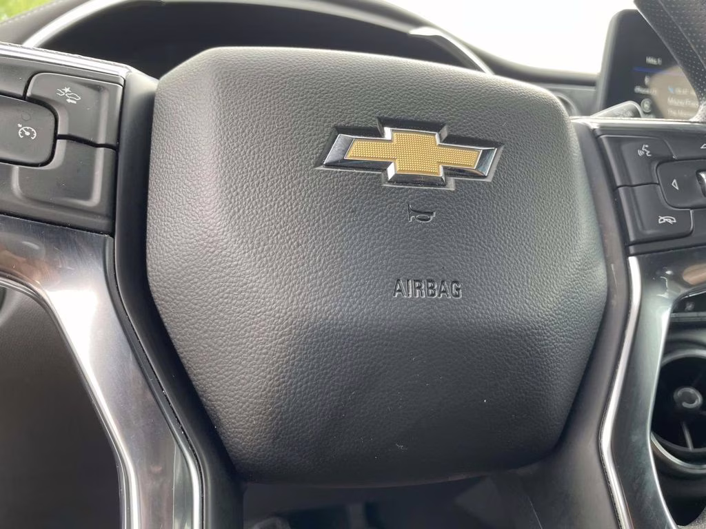 2025 Summit White Chevrolet Blazer LT FWD SUV