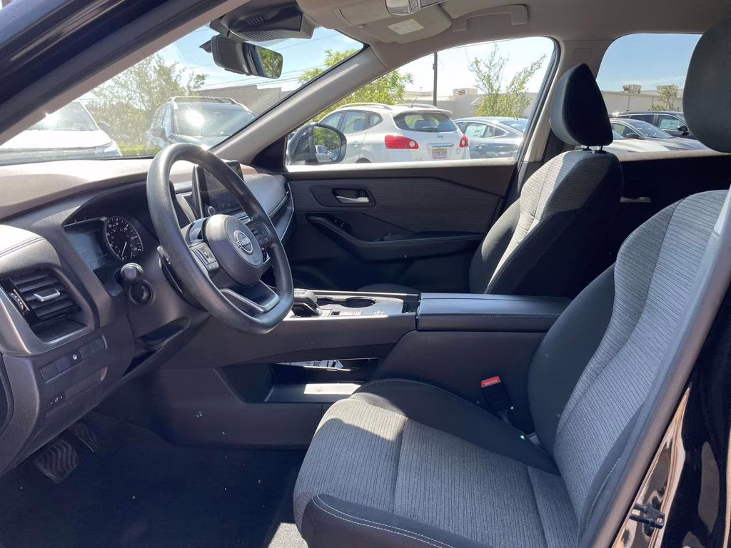 2022 Super Black Nissan Rogue SV FWD SUV