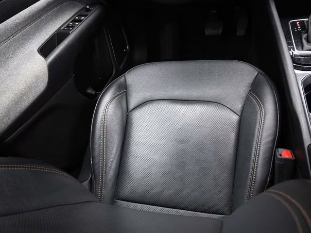 2022 Billet Silver Metallic Clearcoat Jeep Compass Latitude Lux 4X4 SUV