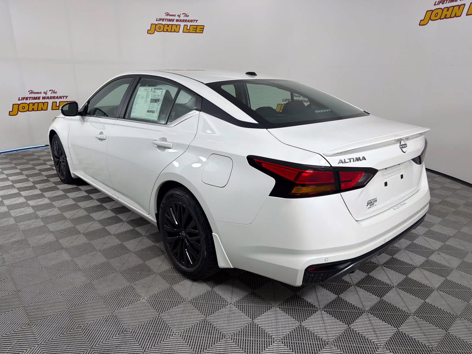 2026 Pearl White Tricoat Nissan Altima SV FWD Sedan