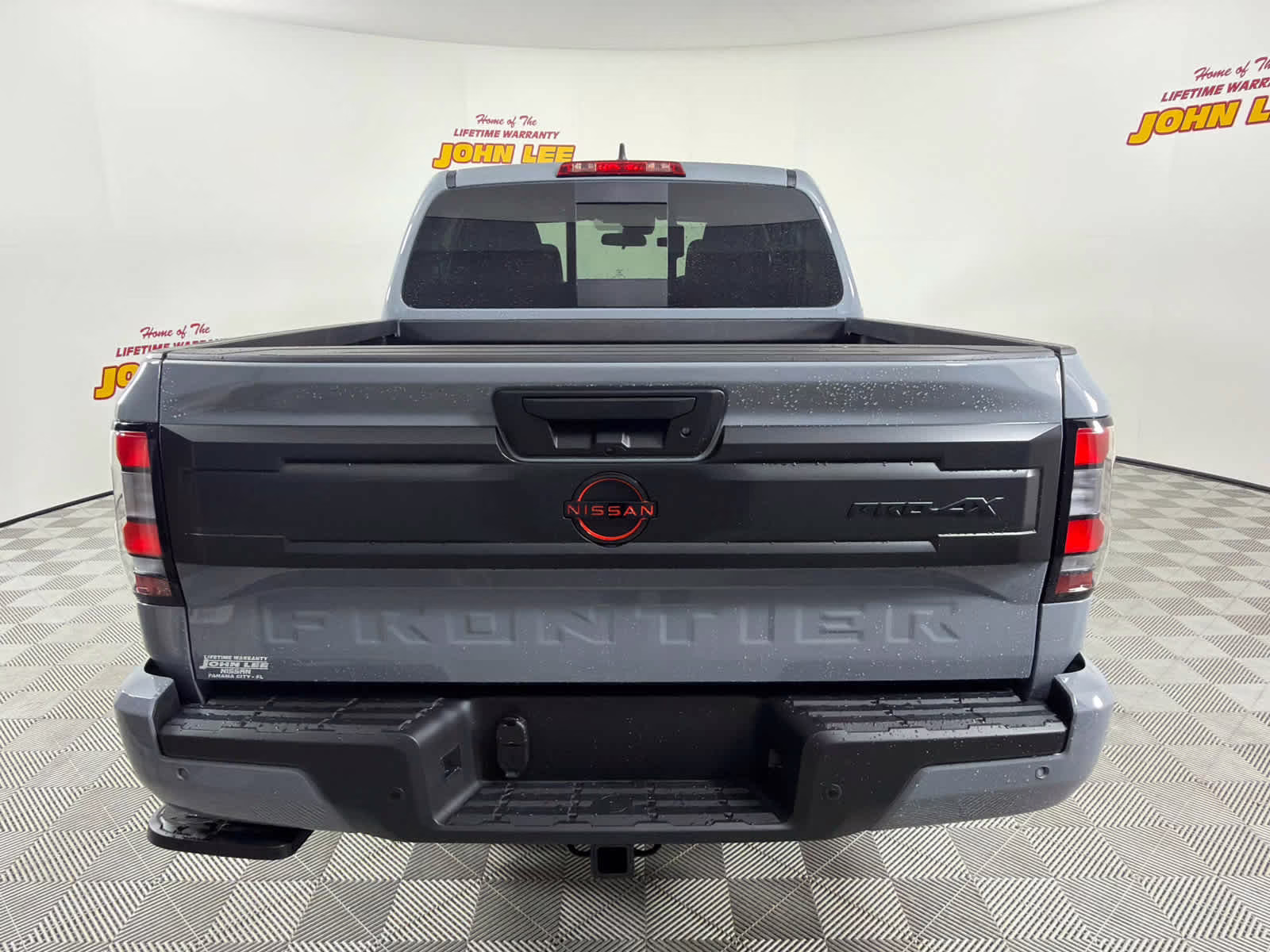 2026 Boulder Gray Pearl Nissan Frontier PRO-4X 4X4 Truck