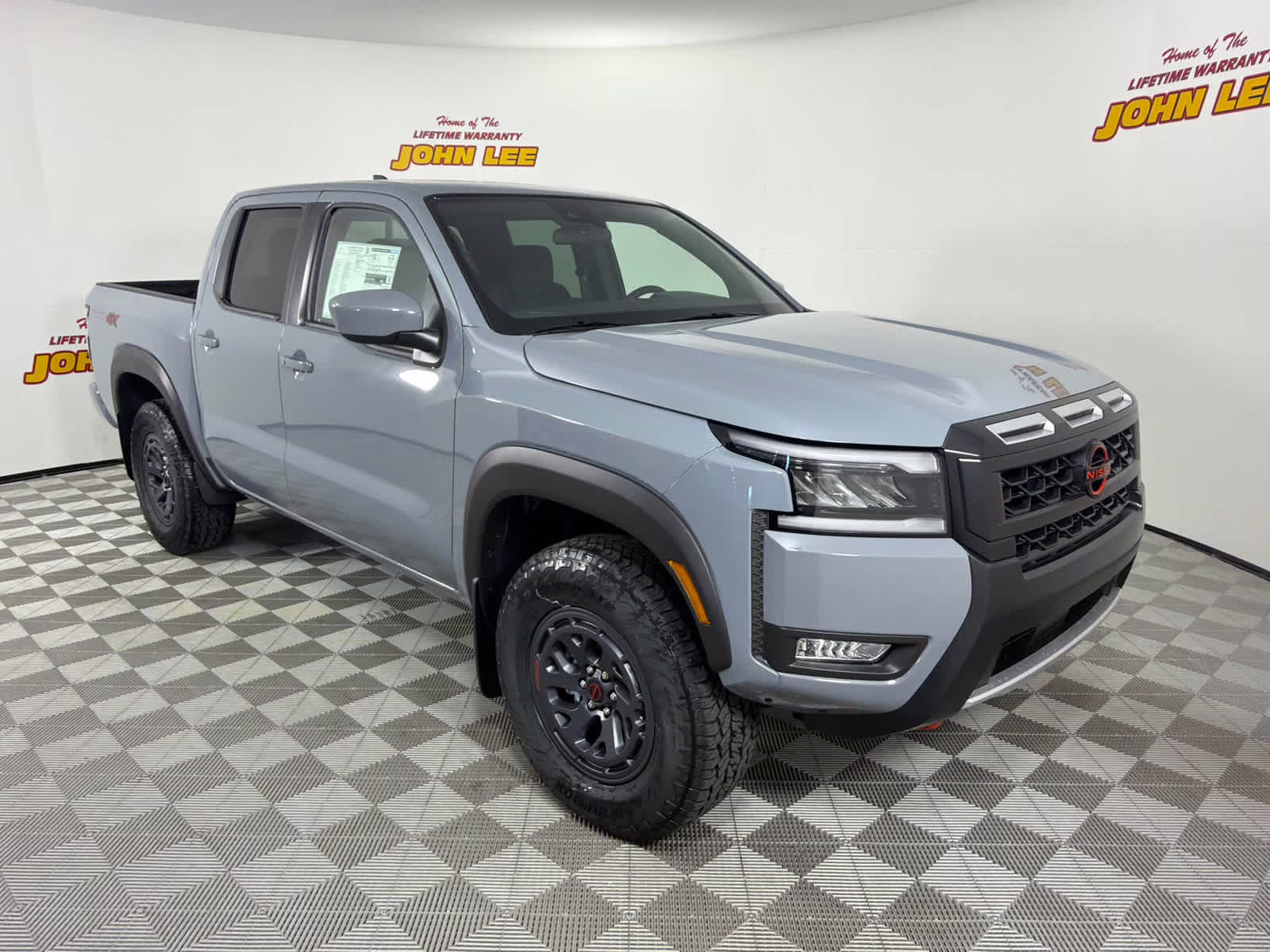 2026 Boulder Gray Pearl Nissan Frontier PRO-4X 4X4 Truck