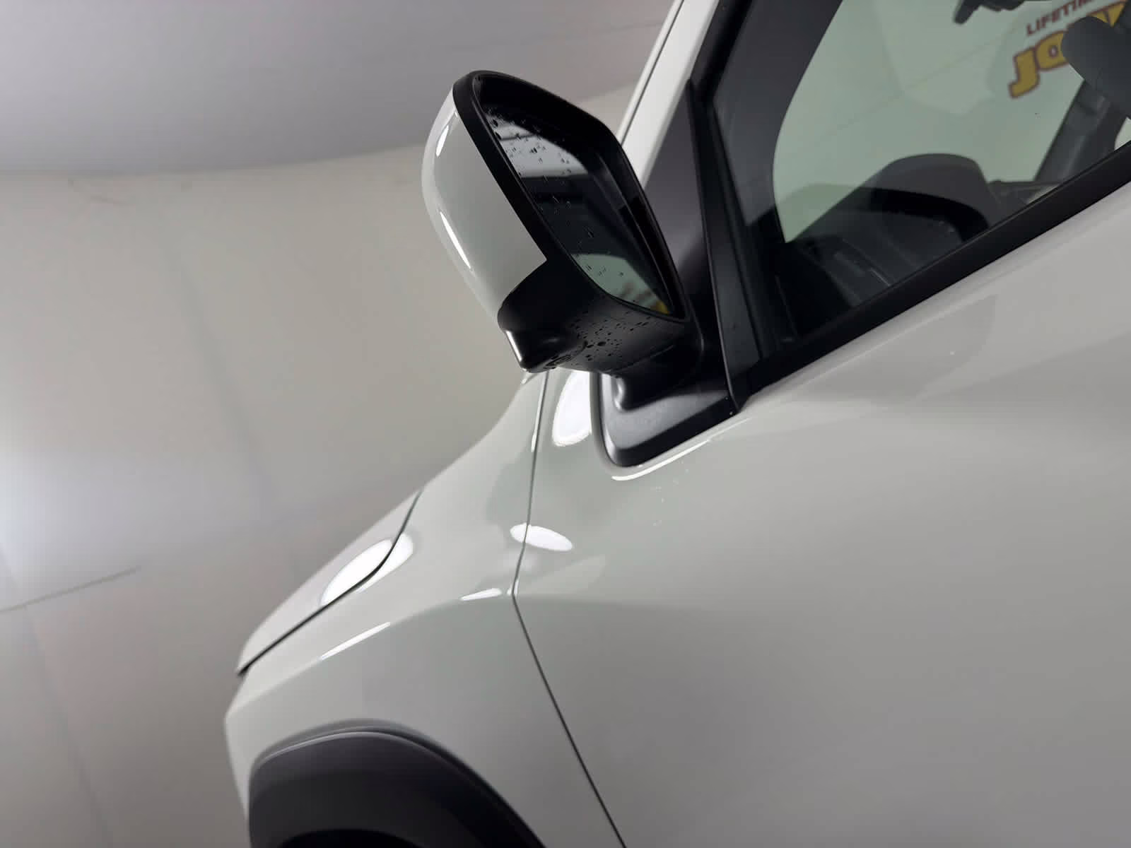 2026 Glacier White Nissan Frontier PRO-4X 4X4 Truck