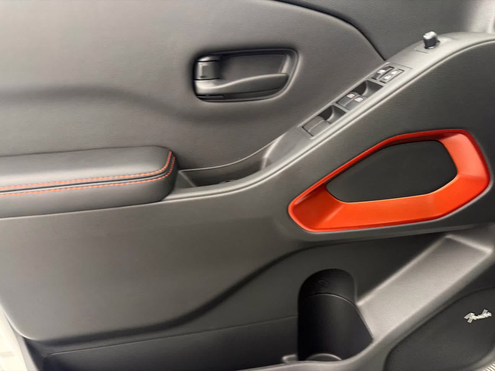 2026 Glacier White Nissan Frontier PRO-4X 4X4 Truck