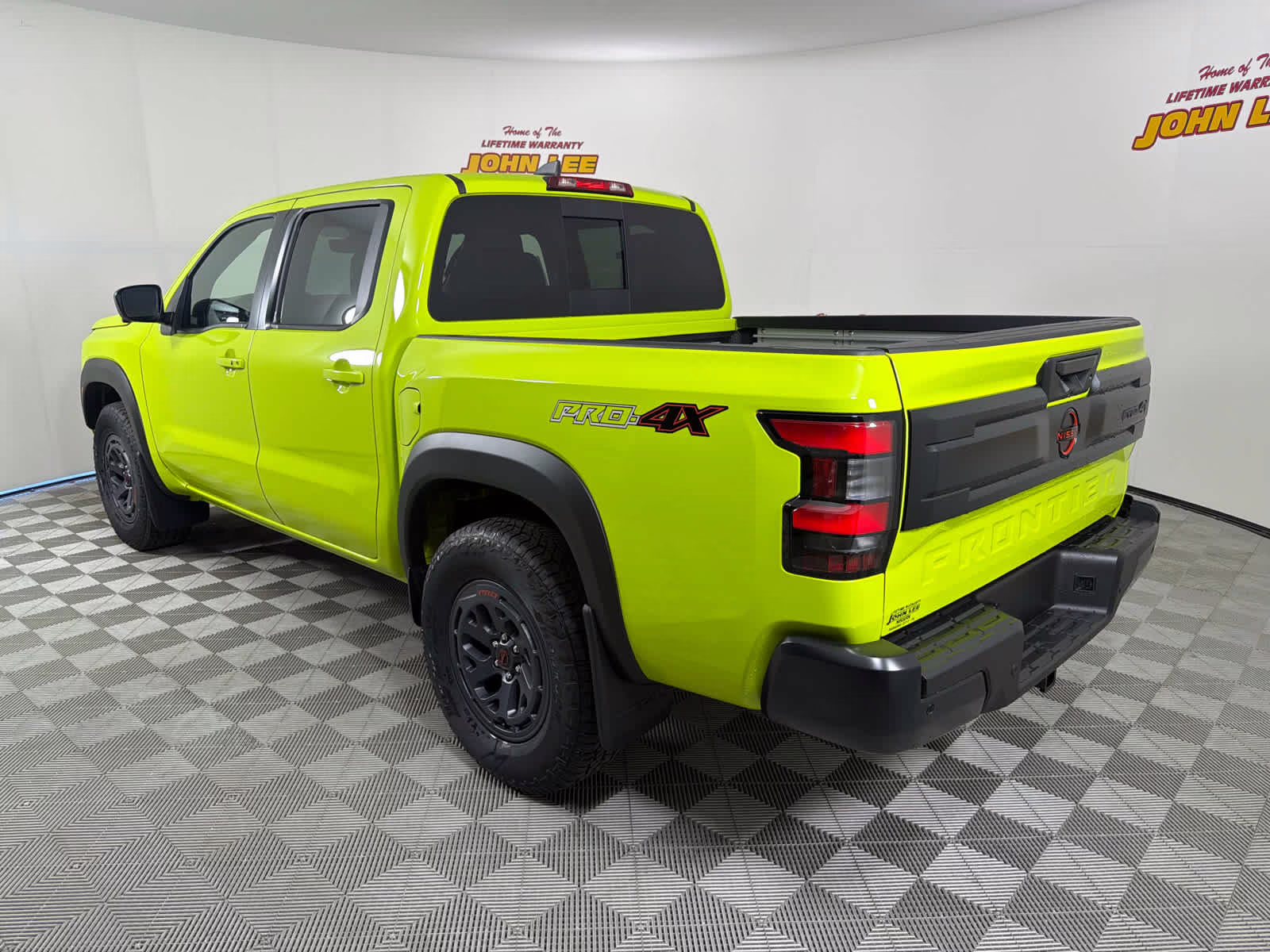 2026 Citrus Strike Nissan Frontier PRO-4X 4X4 Truck