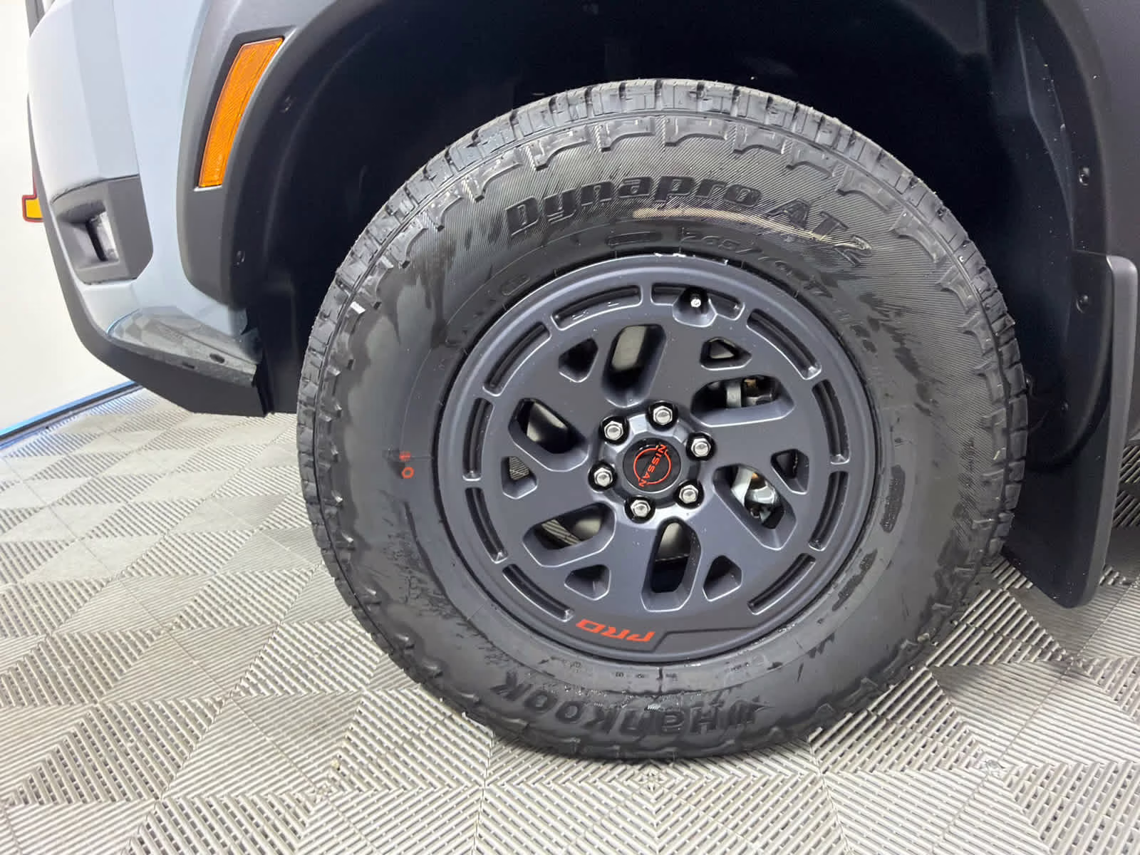 2026 Boulder Gray Pearl Nissan Frontier PRO-4X 4X4 Truck