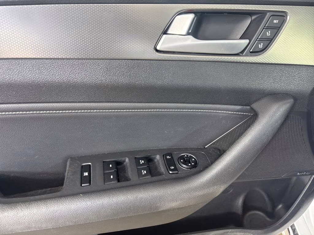 2015 Quartz White Pearl Hyundai Sonata Limited FWD Sedan