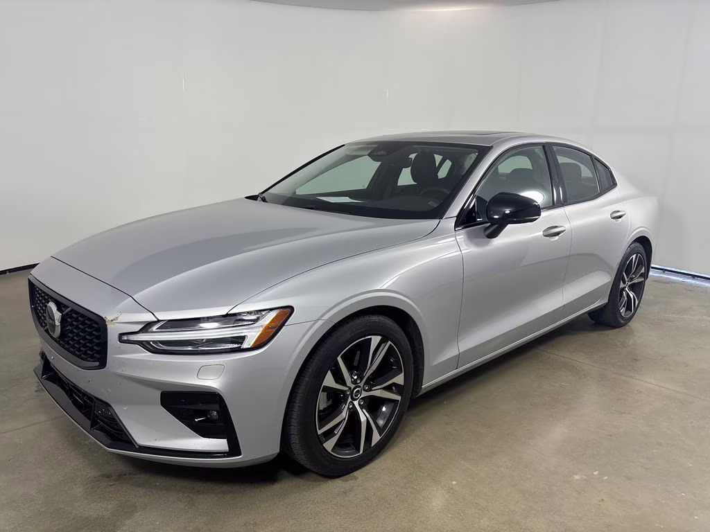 2025 Silver Dawn Metallic Volvo S60 B5 Core AWD Sedan