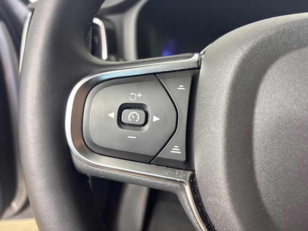 2025 Silver Dawn Metallic Volvo S60 B5 Core AWD Sedan
