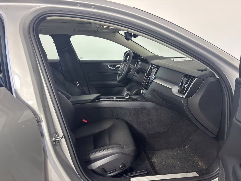 2025 Silver Dawn Metallic Volvo S60 B5 Core AWD Sedan