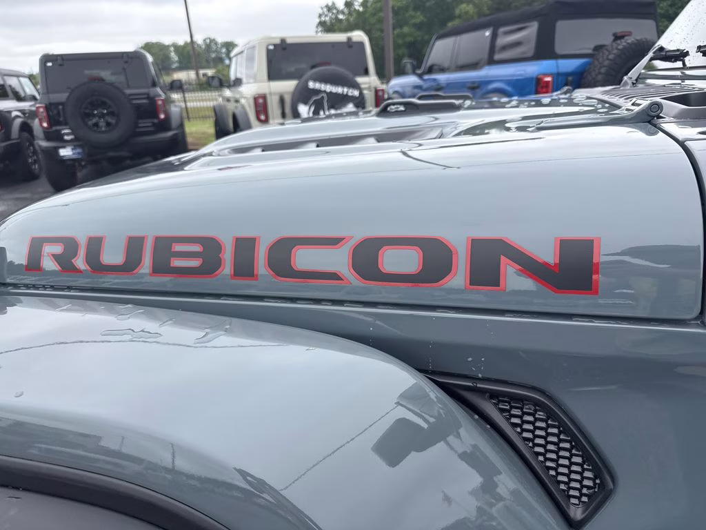 2024 Anvil Clear Coat Jeep Wrangler Rubicon X 4X4 SUV