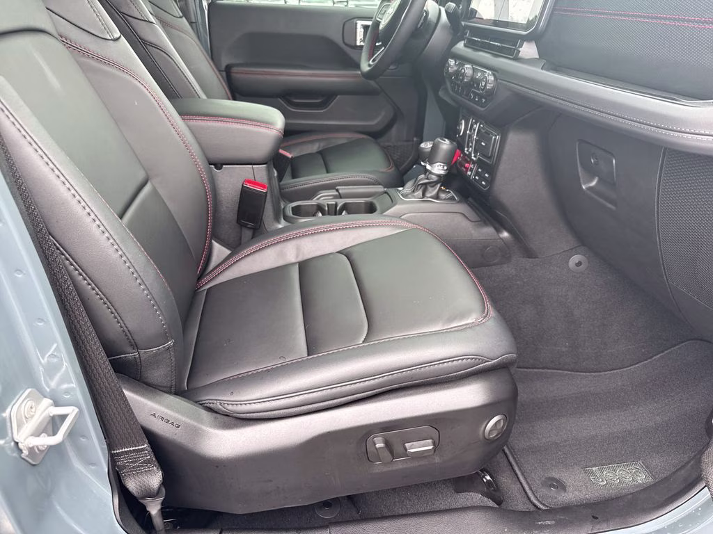 2024 Anvil Clear Coat Jeep Wrangler Rubicon X 4X4 SUV
