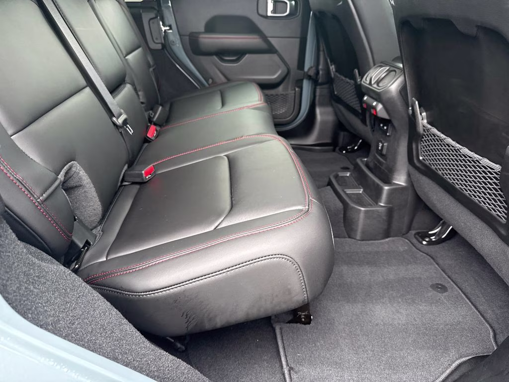 2024 Anvil Clear Coat Jeep Wrangler Rubicon X 4X4 SUV