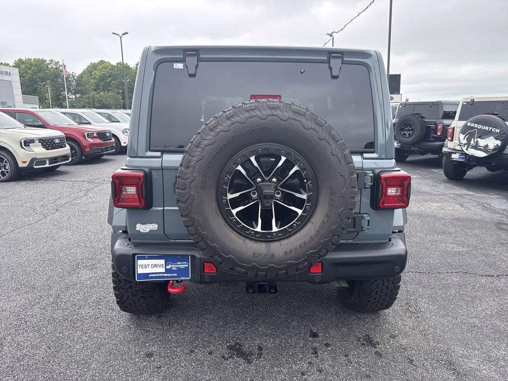 2024 Anvil Clear Coat Jeep Wrangler Rubicon X 4X4 SUV