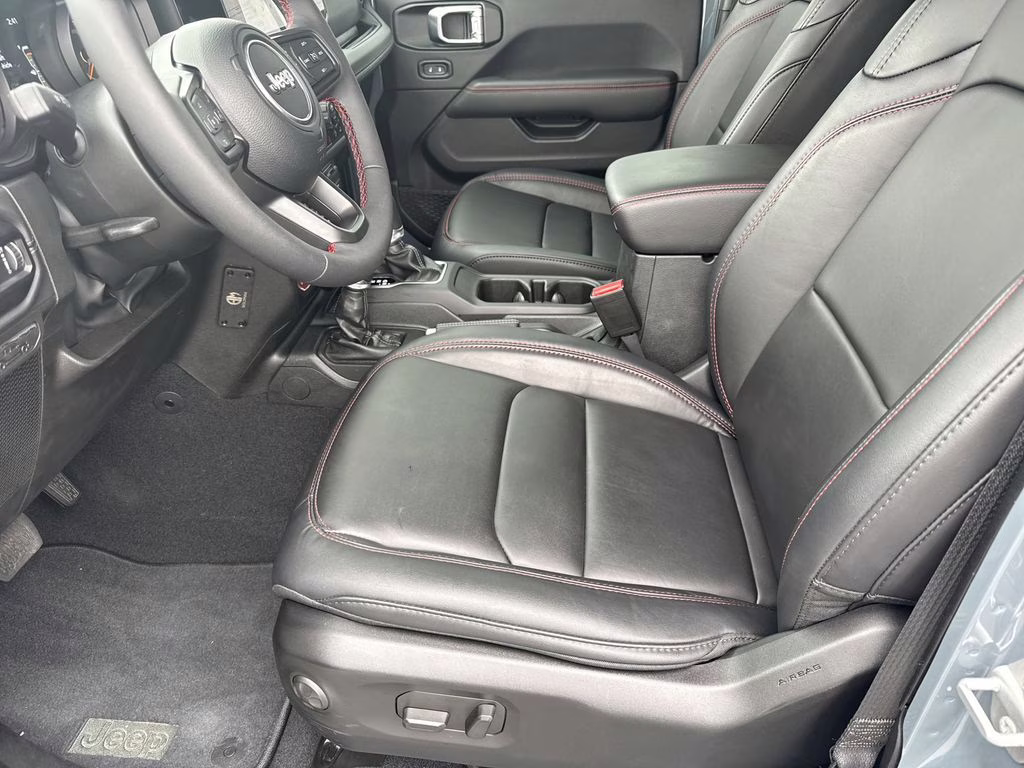 2024 Anvil Clear Coat Jeep Wrangler Rubicon X 4X4 SUV