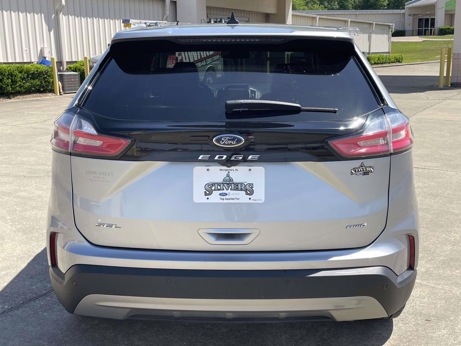 2024 Iconic Silver Metallic Ford Edge SEL AWD SUV