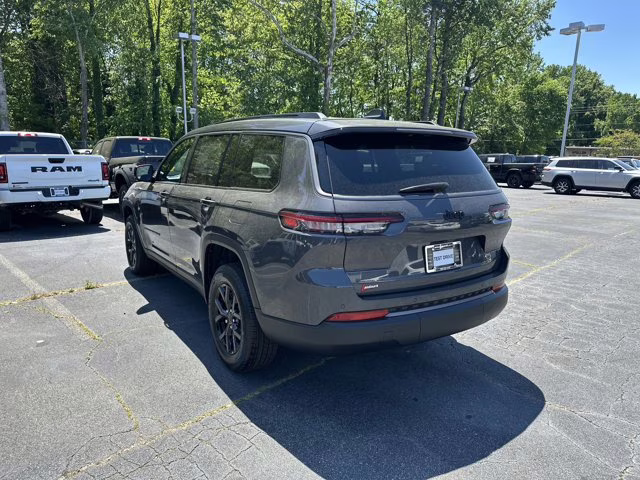 2026 Baltic Gray Metallic Clearcoat Jeep Grand Cherokee L Laredo Altitude RWD SUV