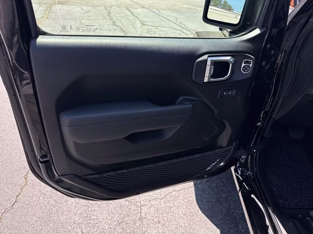 2026 Black Clearcoat Jeep Gladiator 85th Anniversary Edition 4X4 Truck