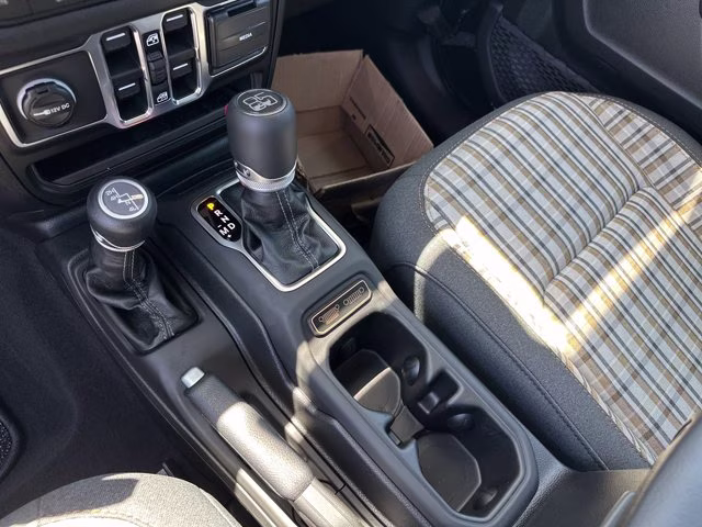 2026 Black Clearcoat Jeep Gladiator 85th Anniversary Edition 4X4 Truck