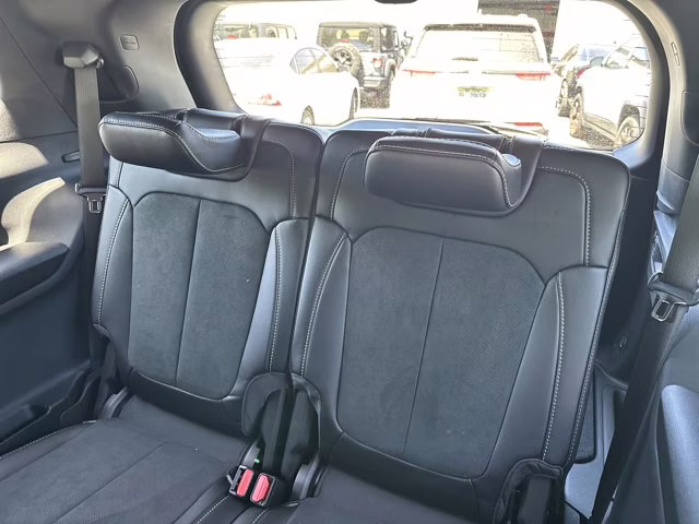 2026 Baltic Gray Metallic Clearcoat Jeep Grand Cherokee L Laredo Altitude RWD SUV