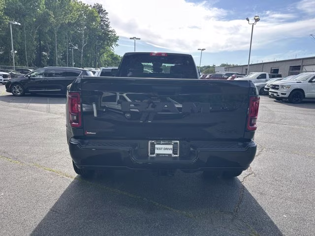 2026 Diamond Black Crystal Pearlcoat Ram 3500 Big Horn 4X4 Truck