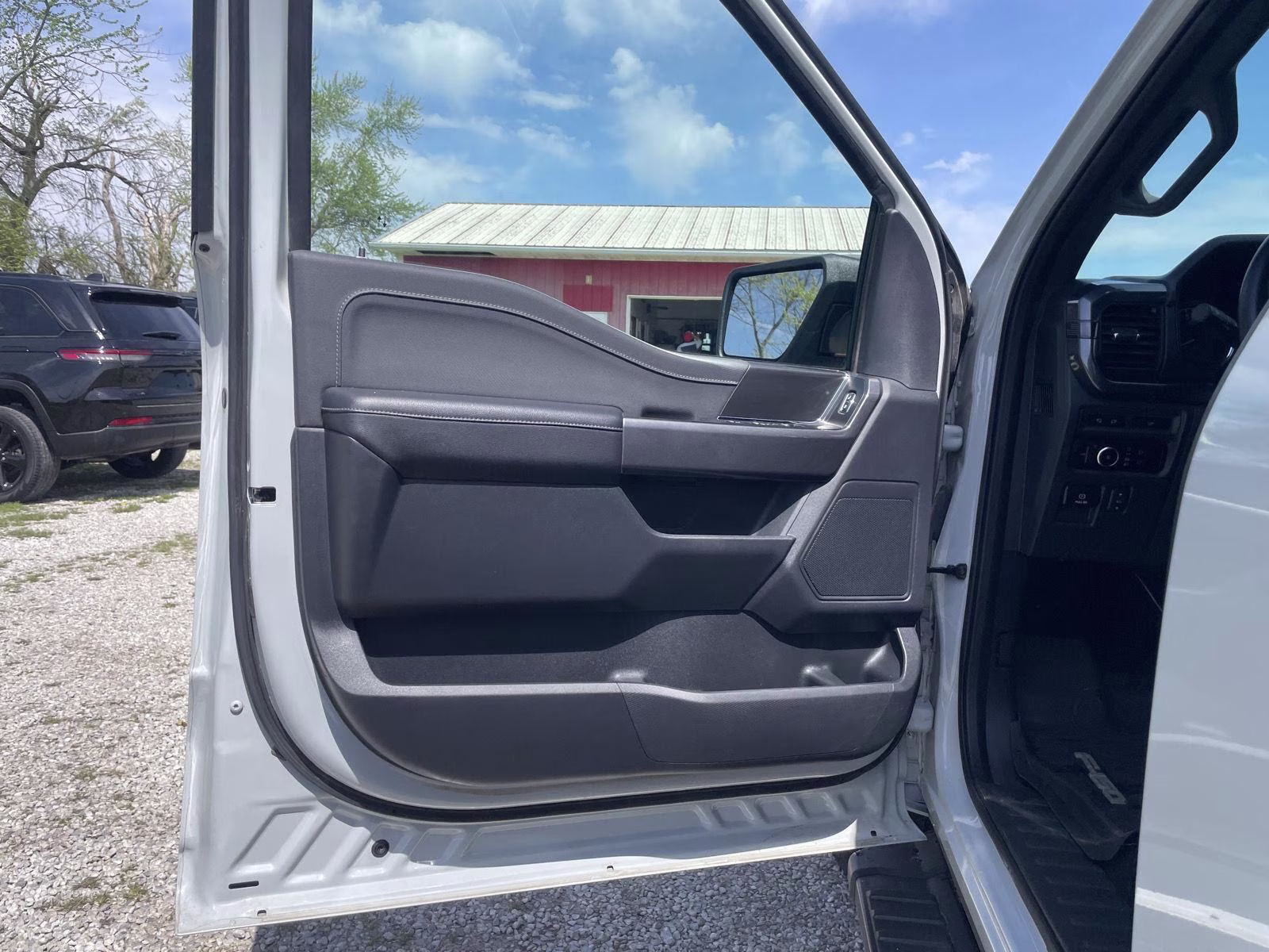 2023 Avalanche Gray Ford F-150 XLT 4X4 Truck