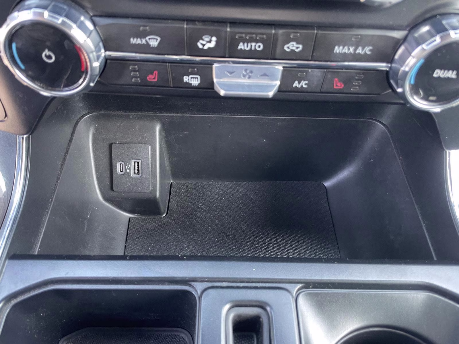 2023 Avalanche Gray Ford F-150 XLT 4X4 Truck
