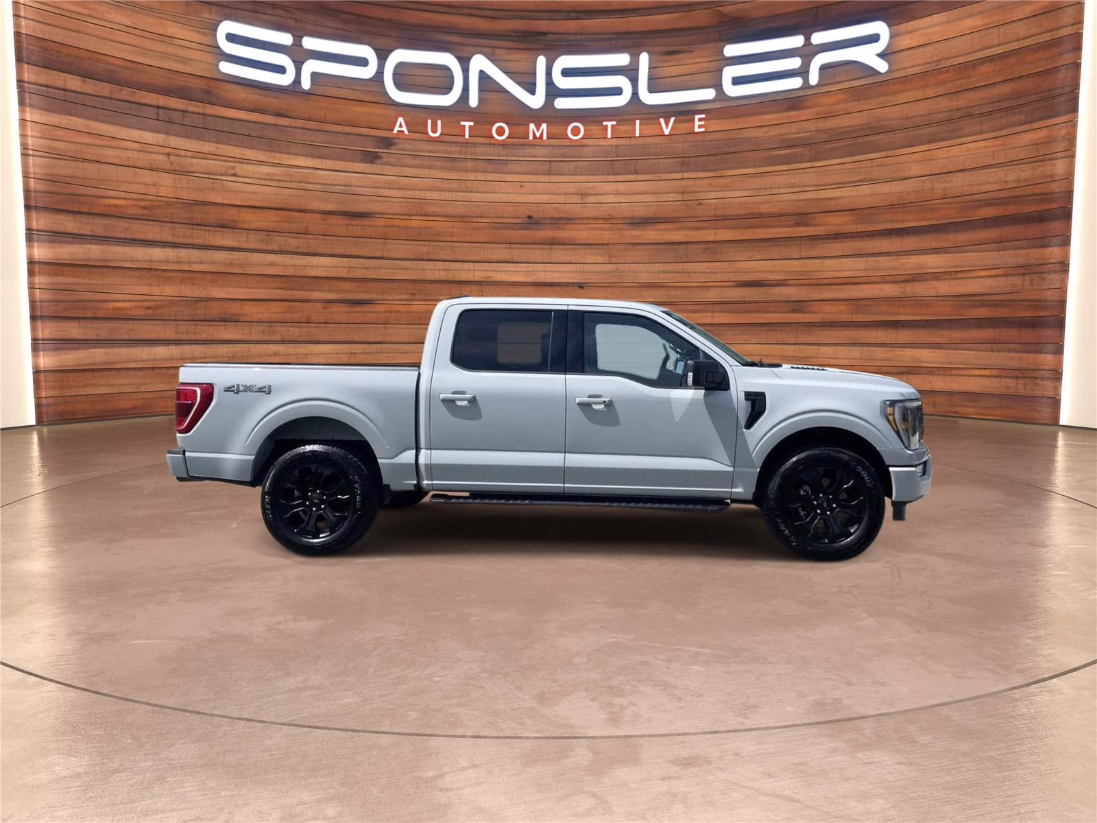 2023 Avalanche Gray Ford F-150 XLT 4X4 Truck