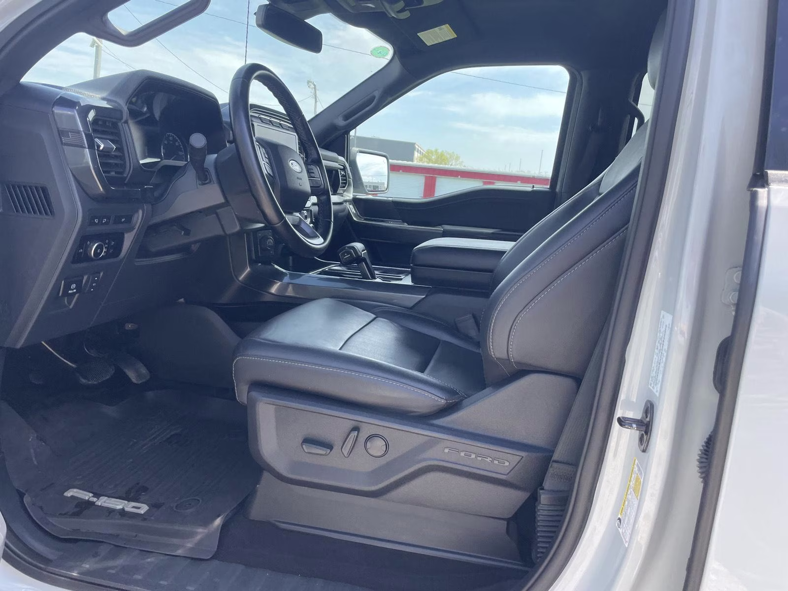 2023 Avalanche Gray Ford F-150 XLT 4X4 Truck