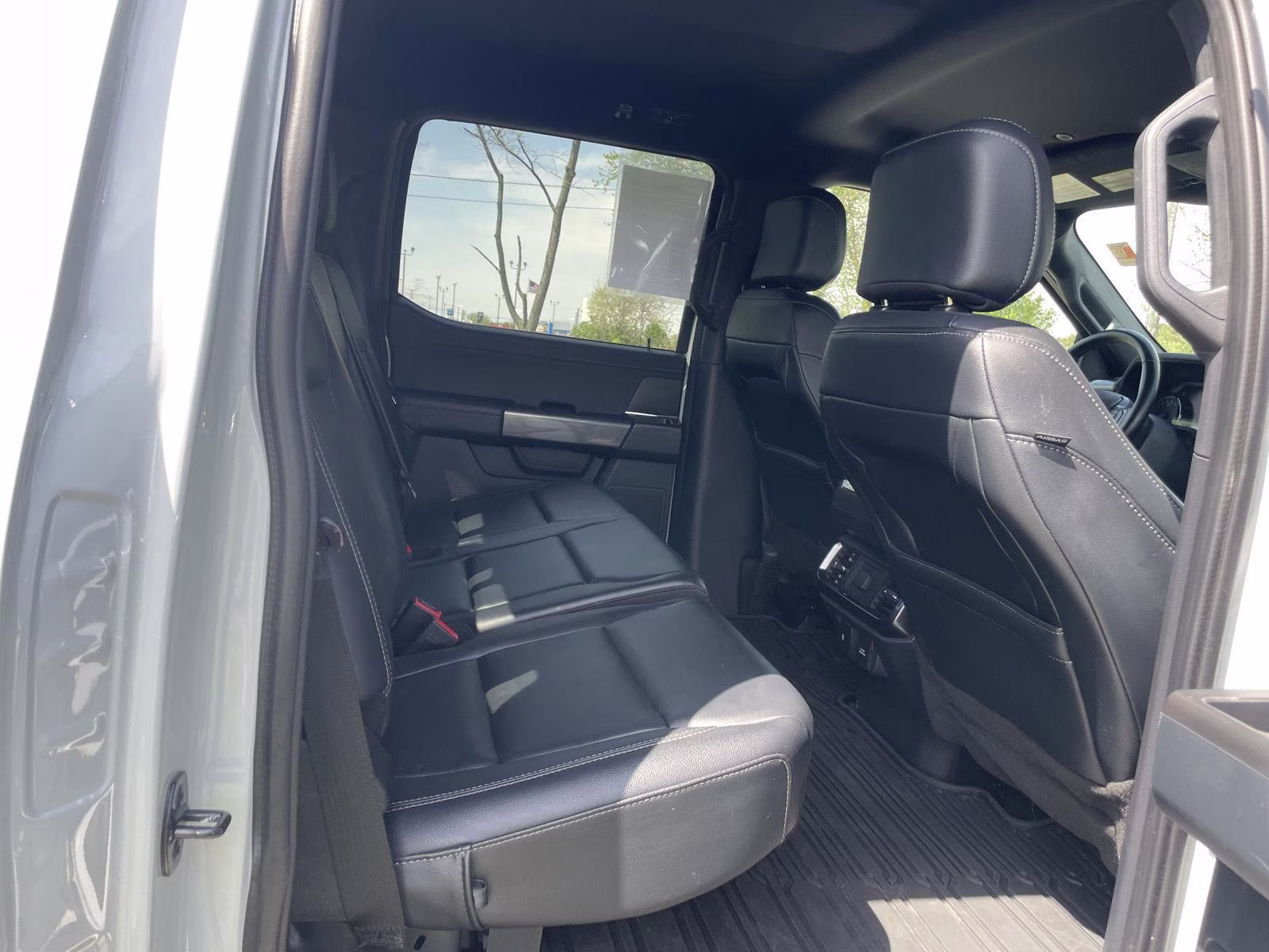 2023 Avalanche Gray Ford F-150 XLT 4X4 Truck