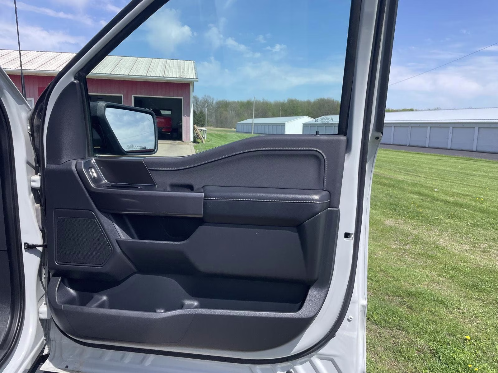 2023 Avalanche Gray Ford F-150 XLT 4X4 Truck