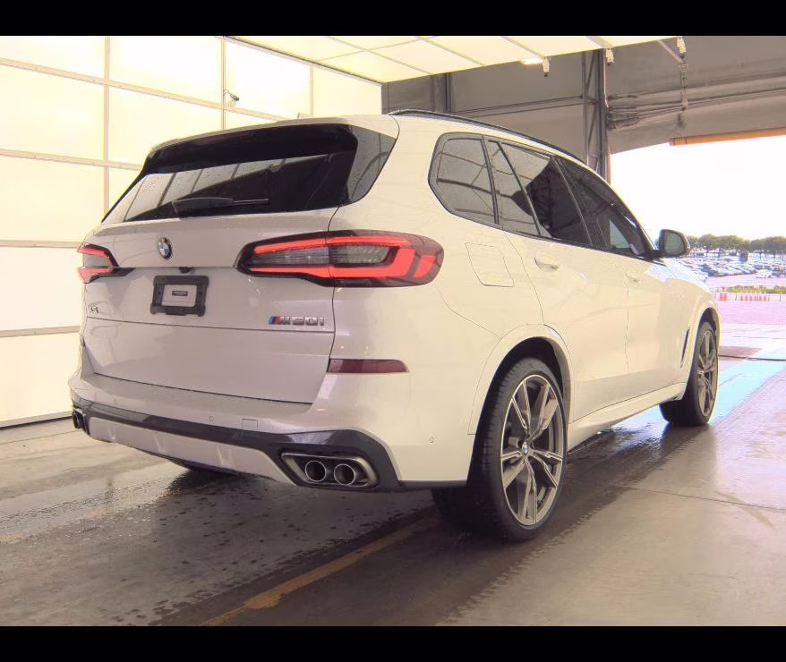 2020 Mineral White Metallic BMW X5 M50i AWD Sports Activity Vehicle