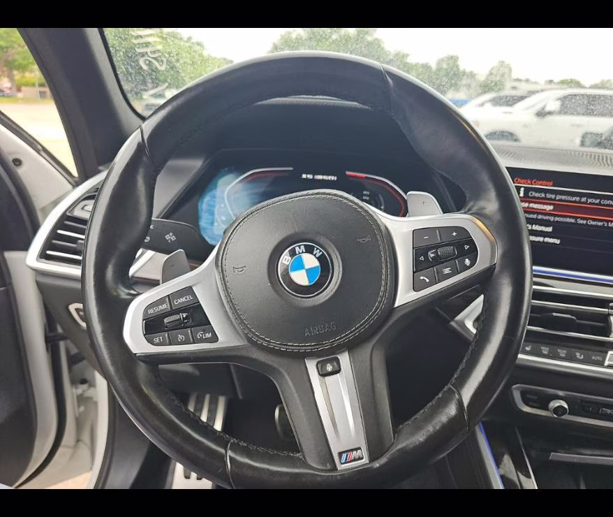 2020 Mineral White Metallic BMW X5 M50i AWD Sports Activity Vehicle