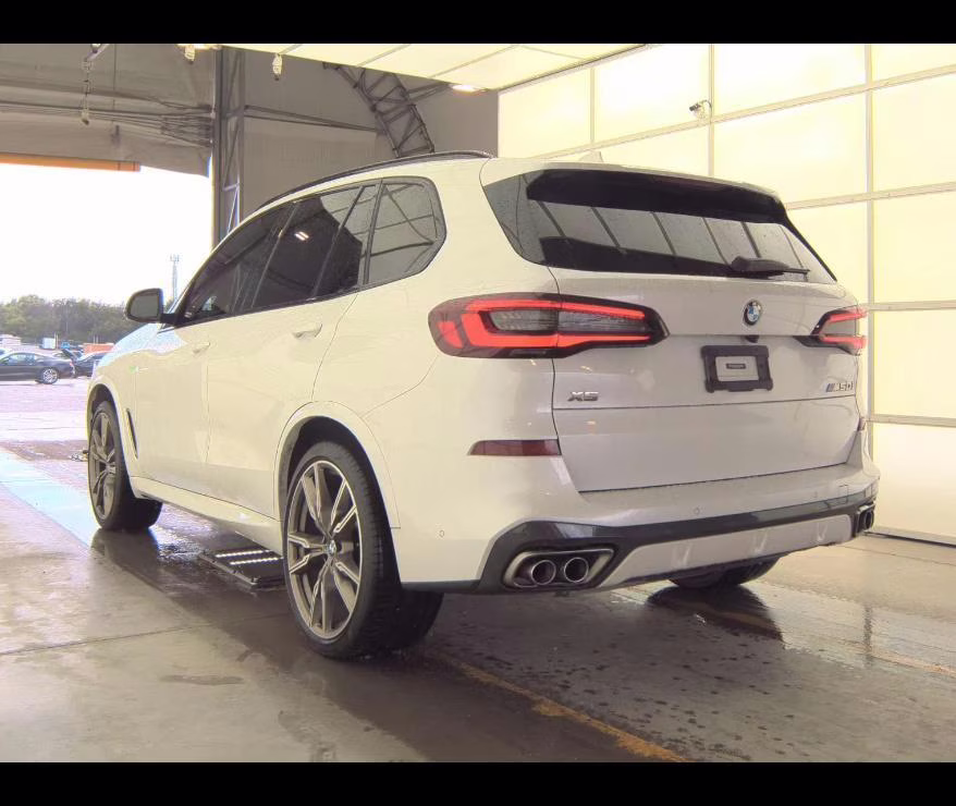2020 Mineral White Metallic BMW X5 M50i AWD Sports Activity Vehicle