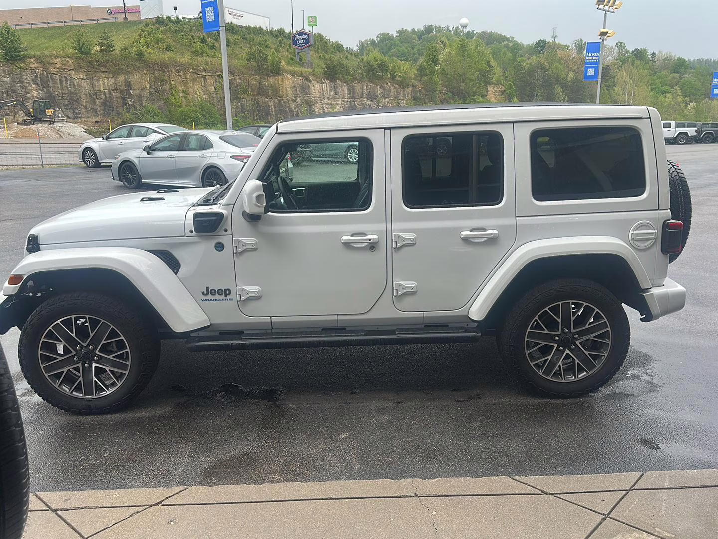 2024 Bright White Clearcoat Jeep Wrangler 4xe High Altitude 4X4 SUV