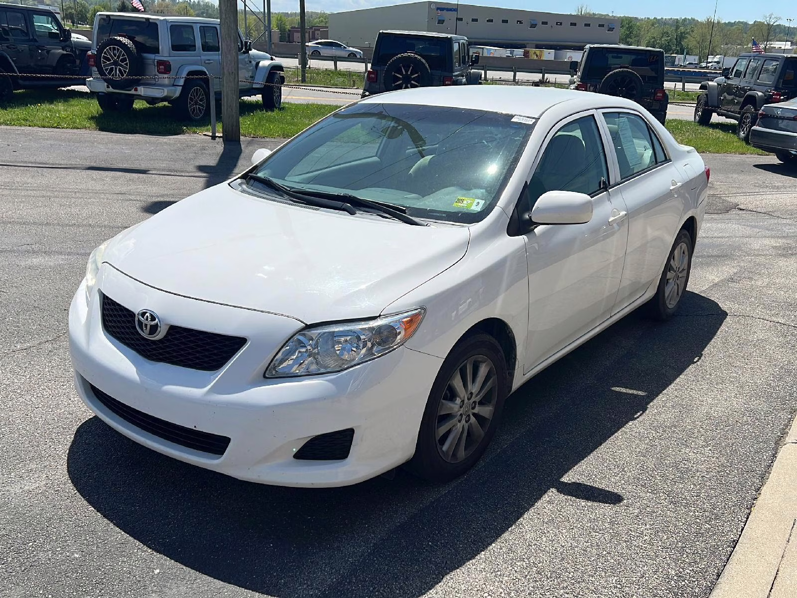2010 Super White Toyota Corolla SEDAN FWD Sedan