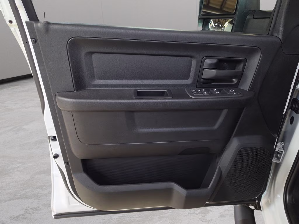 2026 Bright White Clearcoat Ram 2500 Tradesman 4X4 Truck