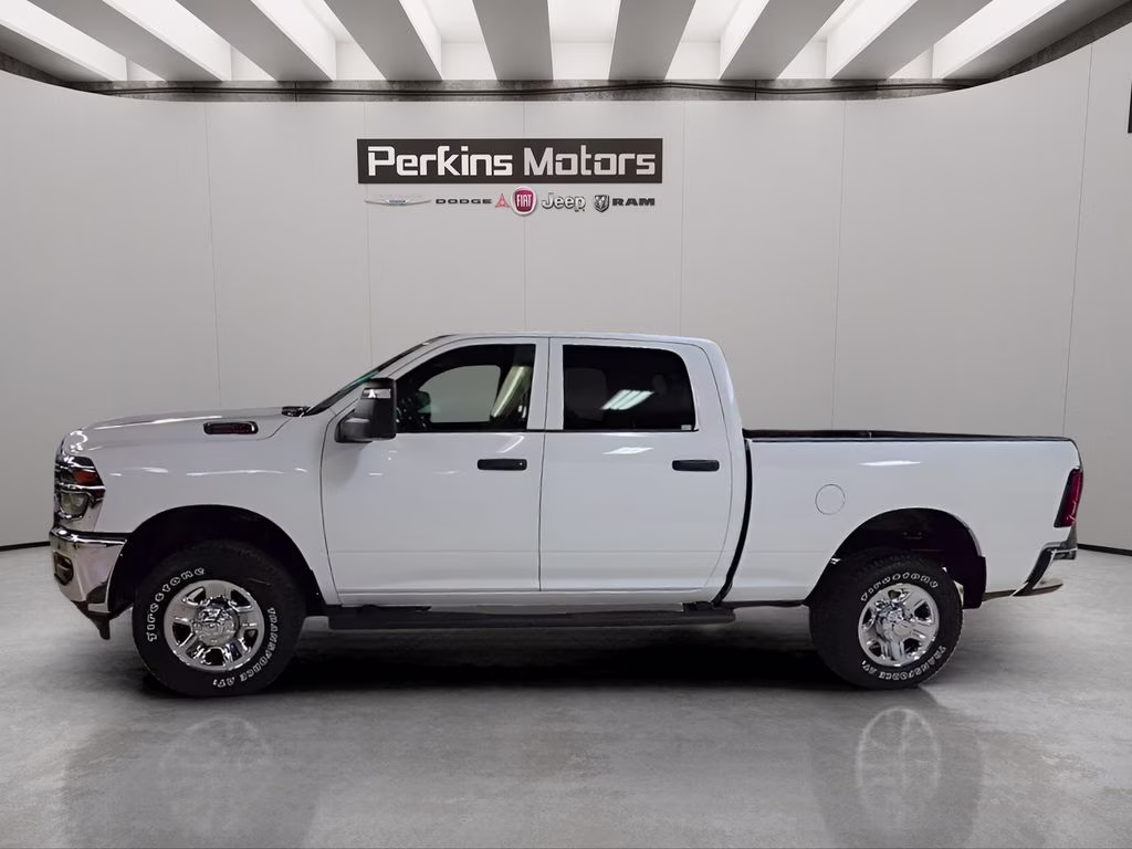 2026 Bright White Clearcoat Ram 2500 Tradesman 4X4 Truck