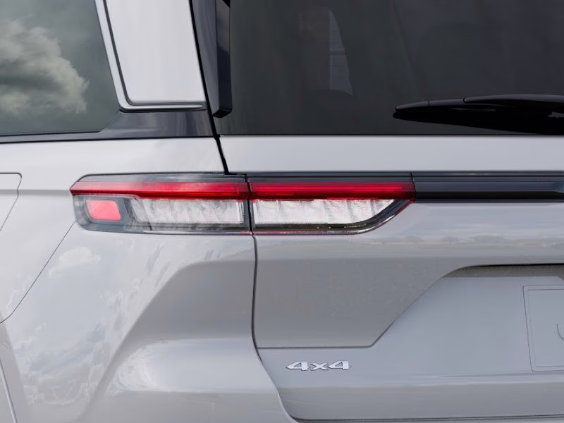 2026 Bright White Clearcoat Jeep Grand Cherokee Limited Reserve 4X4 SUV