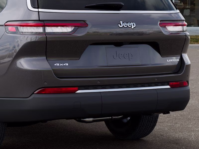 2026 Baltic Gray Metallic Clearcoat Jeep Grand Cherokee L Laredo 4X4 SUV