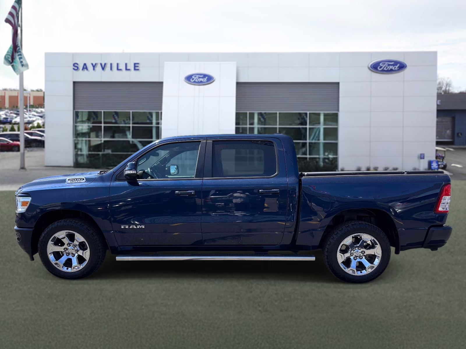 2019 Patriot Blue Pearlcoat Ram 1500 Big Horn/Lone Star 4x4 Crew Cab 5'7 Box 4X4 Truck