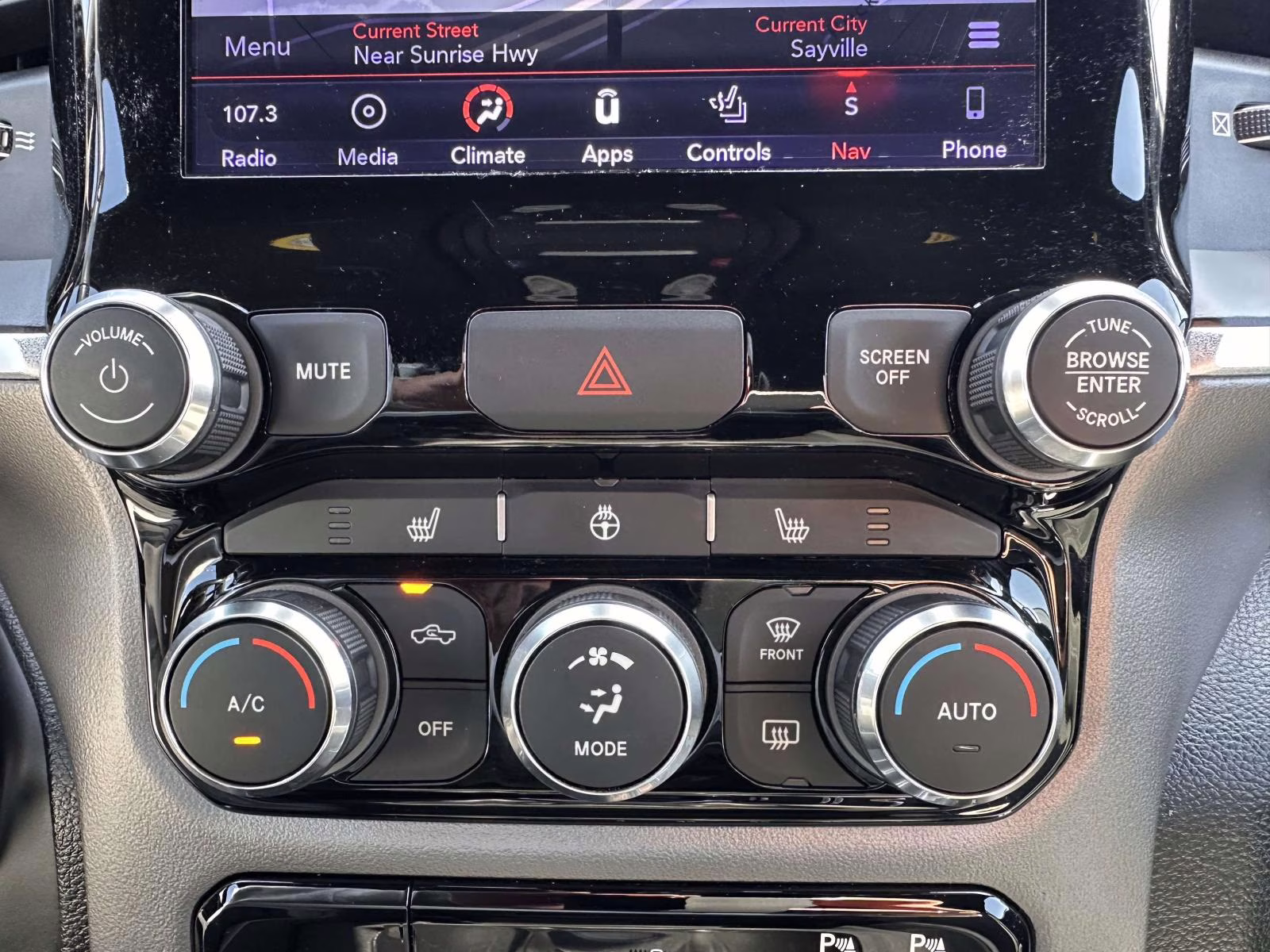 2019 Patriot Blue Pearlcoat Ram 1500 Big Horn/Lone Star 4x4 Crew Cab 5'7 Box 4X4 Truck