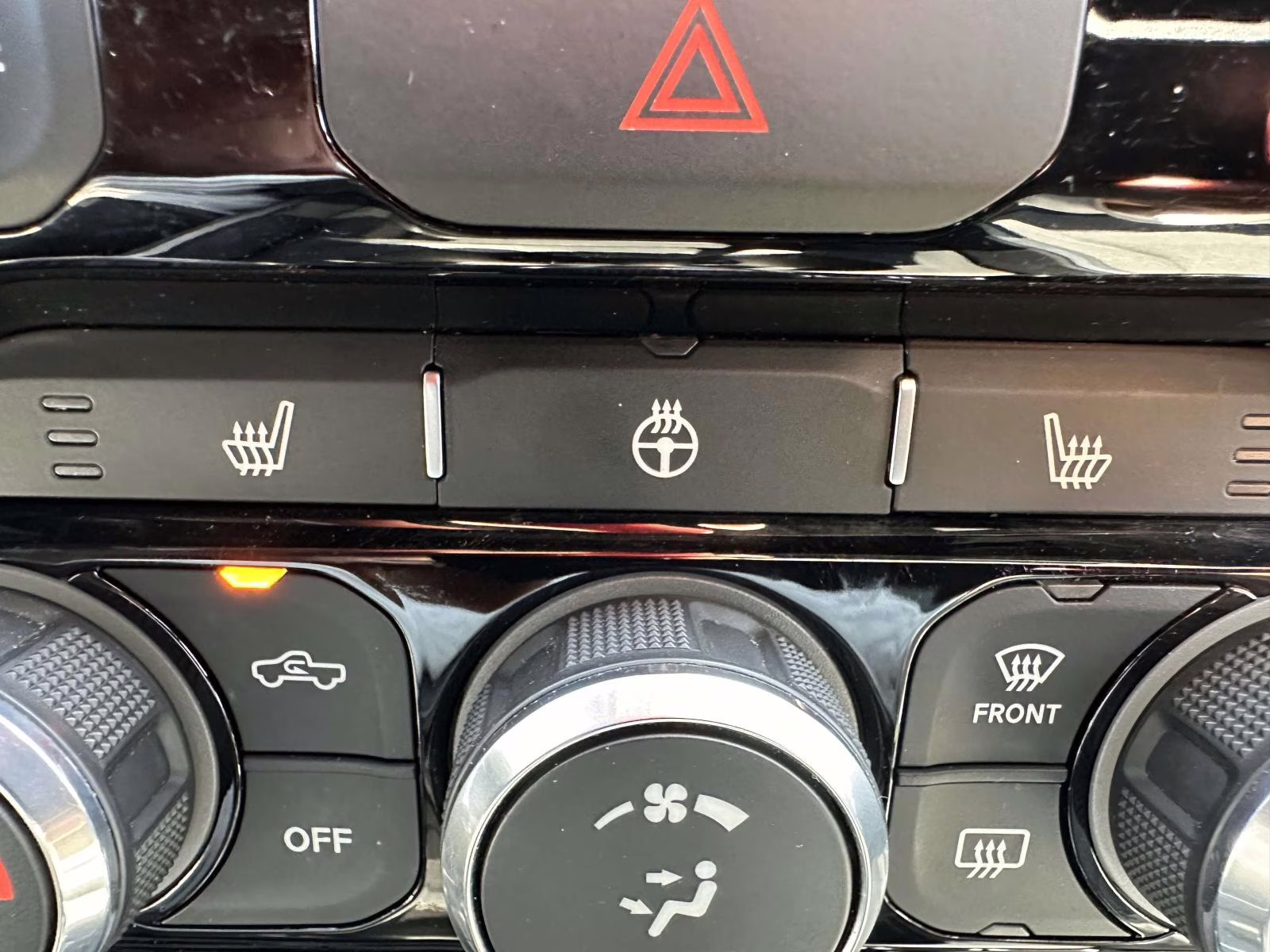 2019 Patriot Blue Pearlcoat Ram 1500 Big Horn/Lone Star 4x4 Crew Cab 5'7 Box 4X4 Truck