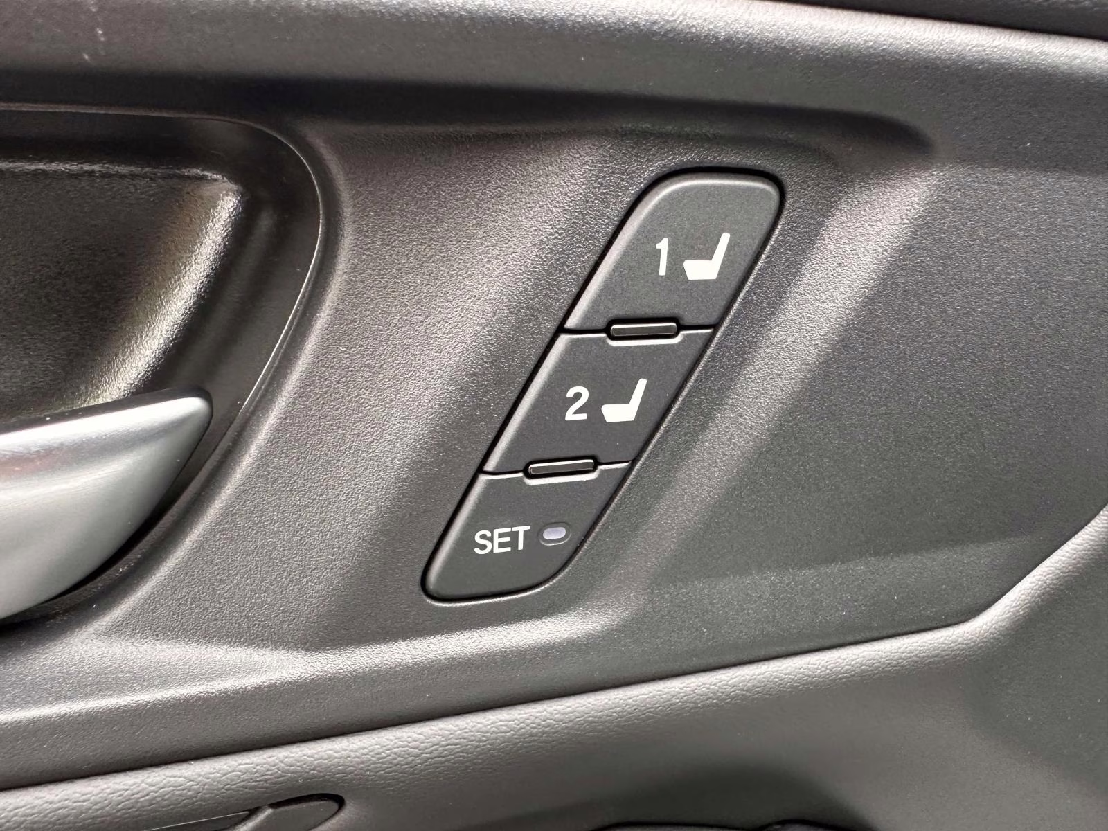 2023 Platinum White Pearl Honda Accord Hybrid Sport-L Sedan FWD Sedan