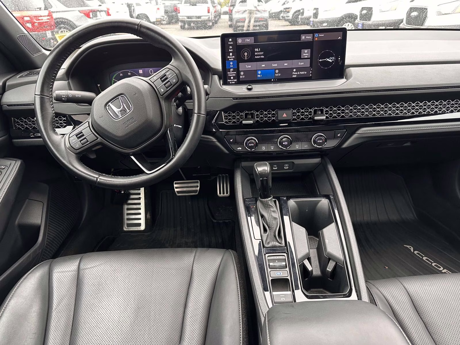 2023 Platinum White Pearl Honda Accord Hybrid Sport-L Sedan FWD Sedan