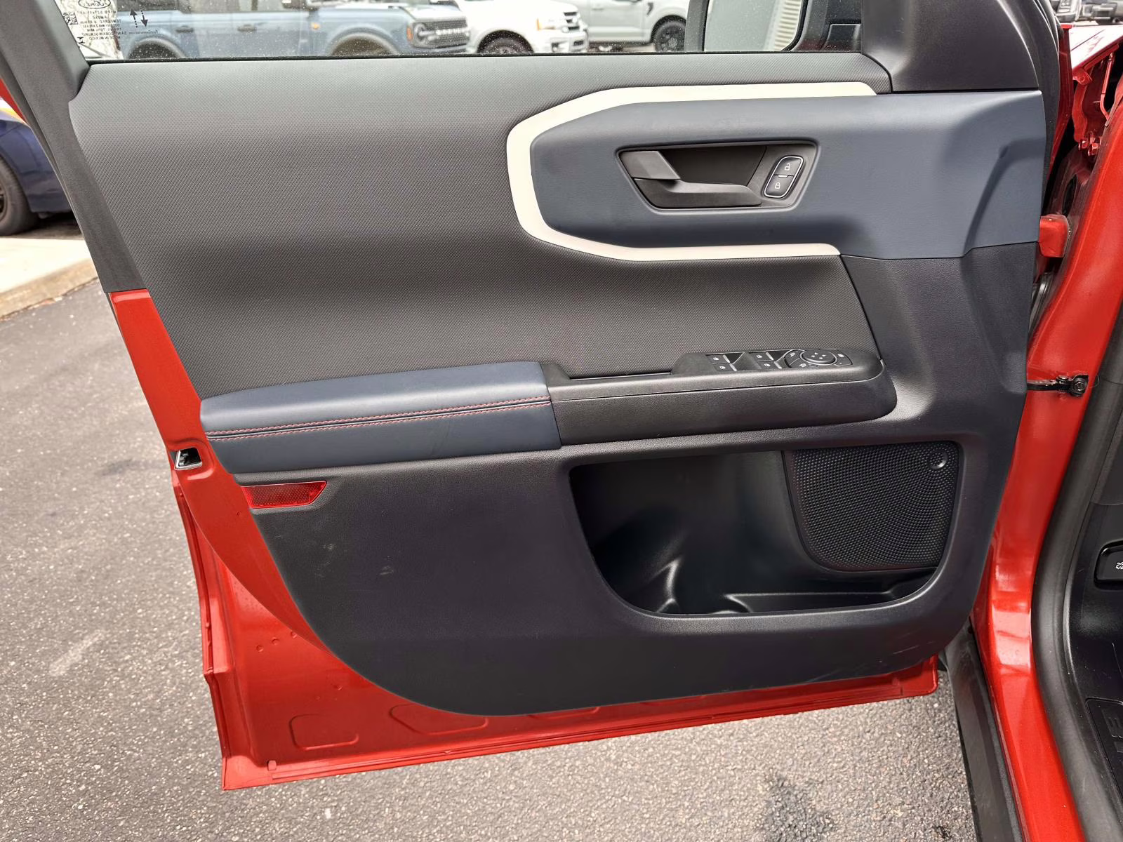 2024 Hot Pepper Red Metallic Tinted Clearcoat Ford Bronco Sport Heritage 4x4 4X4 SUV