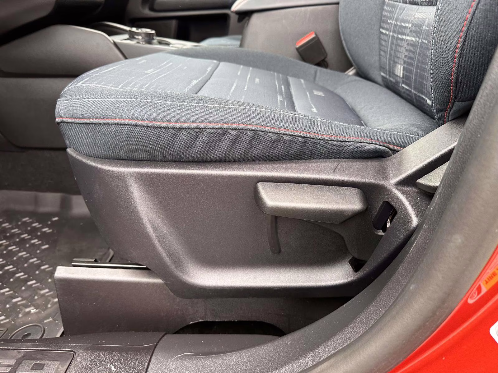 2024 Hot Pepper Red Metallic Tinted Clearcoat Ford Bronco Sport Heritage 4x4 4X4 SUV